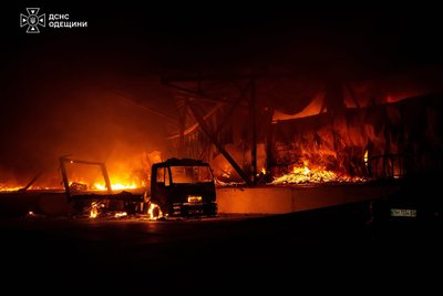 Одна людина загинула, двоє поранені: ДСНС показала наслідки атаки РФ на Одещину 26 вересня Одна людина загинула, двоє поранені: ДСНС показала наслідки атаки РФ на Одещину 26 вересня