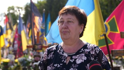 Мама військового Дарія Тріщ Мама військового Дарія Тріщ