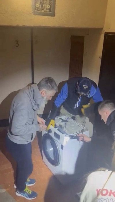 У Харкові знайшли змію у пральній машині У Харкові знайшли змію у пральній машині