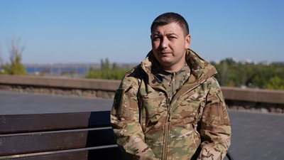 Його мета — допомагати: ветеран війни працює у Нацполіції Миколаєва після поранення Його мета — допомагати: ветеран війни працює у Нацполіції Миколаєва після поранення