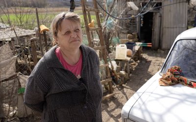 “Дід з рушниці "шахеди" збивав”: як живуть у прифронтовому Водяному на Дніпропетровщині за 19 км від фронту “Дід з рушниці "шахеди" збивав”: як живуть у прифронтовому Водяному на Дніпропетровщині за 19 км від фронту