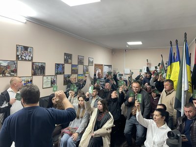 В Охтирці на громадських слуханнях обговорили проєкт Статуту громади: з 18 блоків пропозицій підтримали три В Охтирці на громадських слуханнях обговорили проєкт Статуту громади: з 18 блоків пропозицій підтримали три