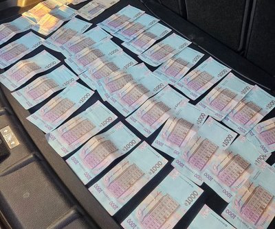 На Тернопільщині заступника начальника ТЦК підозрюють у вимаганні хабаря На Тернопільщині заступника начальника ТЦК підозрюють у вимаганні хабаря