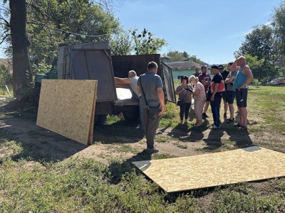 У Чугуєві внаслідок атаки дронів пошкоджені вікна у близько 300 квартирах 8