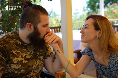 Як жінки військових з ампутаціями підтримують чоловіків Як жінки військових з ампутаціями підтримують чоловіків