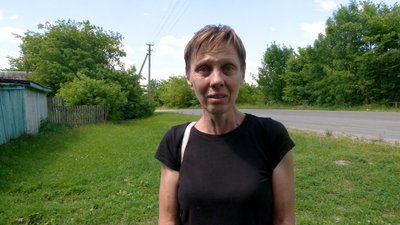 Жителька села Полісся, що на прикордонні Чернігівщини, Світлана Юрина розповідає про наслідки обстрілу 26 червня 2024 року Жителька села Полісся, що на прикордонні Чернігівщини, Світлана Юрина розповідає про наслідки обстрілу 26 червня 2024 року