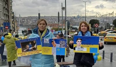 На мітингу у Стамбулі підтримали політв’язнів Криму На мітингу у Стамбулі підтримали політв’язнів Криму