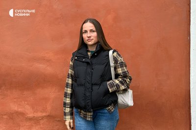 Ольга Ушакова, військовослужбовиця в декреті, дівчина загиблого Андрія Чертова, водія та шифрувальника 47-ї окремої механізованої бригади Ольга Ушакова, військовослужбовиця в декреті, дівчина загиблого Андрія Чертова, водія та шифрувальника 47-ї окремої механізованої бригади