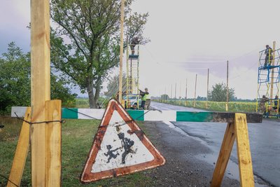 Понад 128 мільйонів на колючий дріт: скільки грошей витратили на оборону на Донеччині у серпні Понад 128 мільйонів на колючий дріт: скільки грошей витратили на оборону на Донеччині у серпні