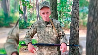 На Чернігівщині попрощалися з п'ятьма бійцями ЗСУ, двох із них опізнали за ДНК-експертизами На Чернігівщині попрощалися з п'ятьма бійцями ЗСУ, двох із них опізнали за ДНК-експертизами