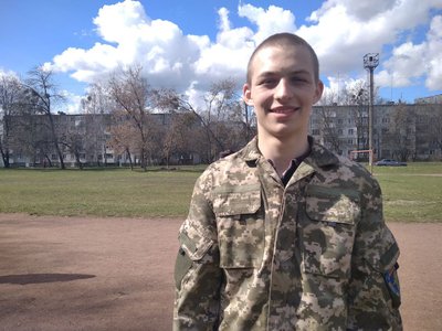 "Смуга перешкод": вихованці житомирської Школи юних десантників влаштували показові виступи "Смуга перешкод": вихованці житомирської Школи юних десантників влаштували показові виступи