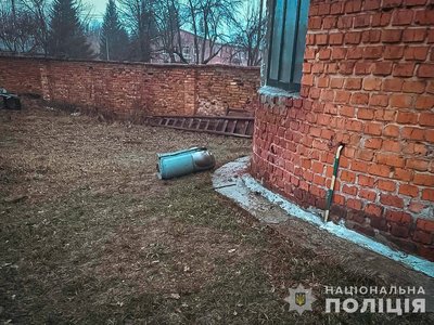 На Сумщині вибухотехніки поліції підірвали російський безпілотника На Сумщині вибухотехніки поліції підірвали російський безпілотника