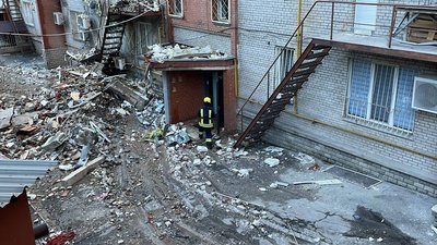Ракетний удар по Дніпру 28 червня. Що відбувається зараз на міці подій — фоторепортаж Ракетний удар по Дніпру 28 червня. Що відбувається зараз на міці подій — фоторепортаж
