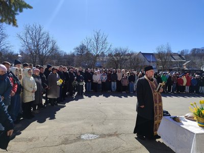 сергій попов, меморіальна дошка, старий вишнівець сергій попов, меморіальна дошка, старий вишнівець