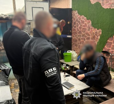 Хабар за уникнення кримінальної відповідальності: жителя Одещини підозрюють у спробі підкупу поліцейського Хабар за уникнення кримінальної відповідальності: жителя Одещини підозрюють у спробі підкупу поліцейського