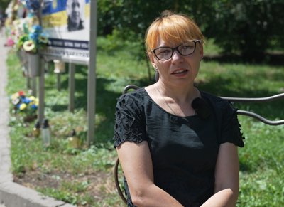 Галина Мельник, дружина полеглого воїна, Андрій Мельник, історія бійця, Тернопіль, липень 2025 Галина Мельник, дружина полеглого воїна, Андрій Мельник, історія бійця, Тернопіль, липень 2025