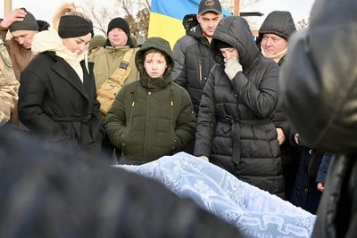 Помер від серцевої недостатності: на Черкащині попрощались із захисником Помер від серцевої недостатності: на Черкащині попрощались із захисником