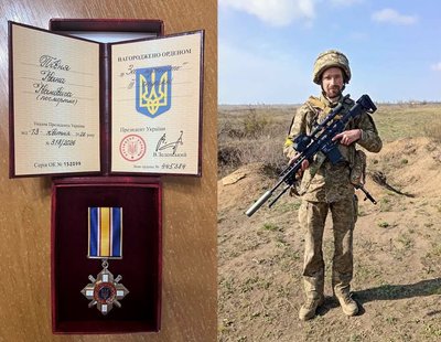 На Вінниччині батькам загиблого захисника передали його посмертну нагороду На Вінниччині батькам загиблого захисника передали його посмертну нагороду