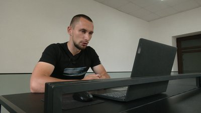 Англійська по-чернігівськи: викладач веде блог та пояснює англійські слова говіркою Англійська по-чернігівськи: викладач веде блог та пояснює англійські слова говіркою