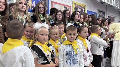 Учні підземної школи у Немишлянському районі Учні підземної школи у Немишлянському районі