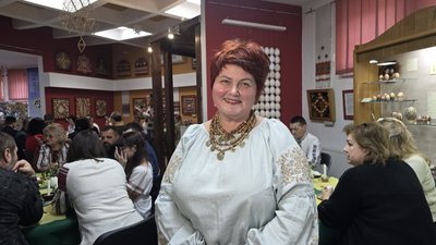 Світлана Стадник, заслужена майстриня України, Коломия, Івано-Франківщина Світлана Стадник, заслужена майстриня України, Коломия, Івано-Франківщина