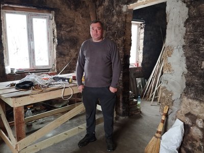 Наймасштабніша лісова пожежа на Полтавщині: що відновили жителі сіл, чиї будинки згоріли Наймасштабніша лісова пожежа на Полтавщині: що відновили жителі сіл, чиї будинки згоріли