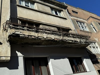 Балкон на вулиці Смаль-Стоцького у Чернівцях Балкон на вулиці Смаль-Стоцького у Чернівцях