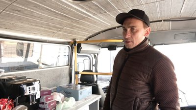 Пральня, душова та кавомашина: на Львівщині мешканці села переобладнали автобус для ЗСУ Пральня, душова та кавомашина: на Львівщині мешканці села переобладнали автобус для ЗСУ