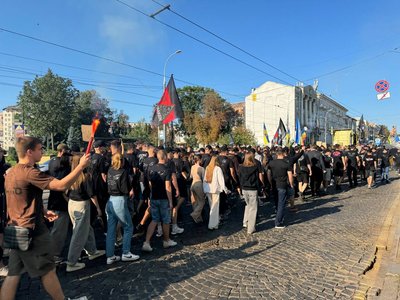У Вінниці відбулася молебень та мирна хода у пам'ять про загиблих розвідників України У Вінниці відбулася молебень та мирна хода у пам'ять про загиблих розвідників України