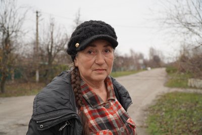 "Танки РФ по могилах наших воїнів їздять". Як за 9 км від фронту живуть люди у Покровському на Дніпропетровщині "Танки РФ по могилах наших воїнів їздять". Як за 9 км від фронту живуть люди у Покровському на Дніпропетровщині