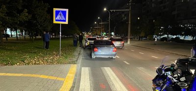 Водій легковика наїхав на 17-річного пішохода у Миколаєві Водій легковика наїхав на 17-річного пішохода у Миколаєві