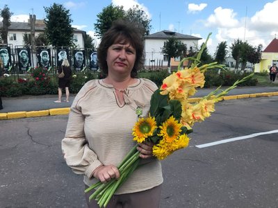 "Молимось… Чекаємо…": в Андрушівці на Алеї Героїв відкрили стелу безвісти зниклим героям російсько-української війни "Молимось… Чекаємо…": в Андрушівці на Алеї Героїв відкрили стелу безвісти зниклим героям російсько-української війни