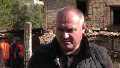 «Три стіни врятували»: що розповіли місцеві жителі про наслідки падіння «Шахеда» на Рівненщині «Три стіни врятували»: що розповіли місцеві жителі про наслідки падіння «Шахеда» на Рівненщині