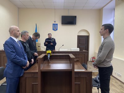 Суд обирає запобіжний захід Володимиру Доманському Суд обирає запобіжний захід Володимиру Доманському