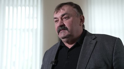 Брижинський підписав понад два десятки розпоряджень про передачу в оренду землі у Чернігові Брижинський підписав понад два десятки розпоряджень про передачу в оренду землі у Чернігові