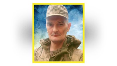 Попрощалися з бійцями з Чернігівщини Дмитром Букрієм та Романом Ігнатенком Попрощалися з бійцями з Чернігівщини Дмитром Букрієм та Романом Ігнатенком