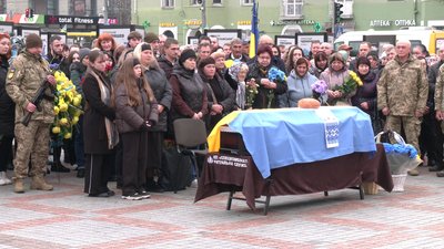 З бійцями Віталієм Балюком та Валерієм Кравчуком попрощалися у Рівному З бійцями Віталієм Балюком та Валерієм Кравчуком попрощалися у Рівному