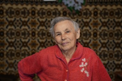 Безоплатно стриже 800 людей: як працює соціальна перукарка у Сумах Безоплатно стриже 800 людей: як працює соціальна перукарка у Сумах