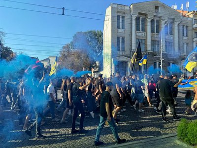 У Вінниці відбулася молебень та мирна хода у пам'ять про загиблих розвідників України У Вінниці відбулася молебень та мирна хода у пам'ять про загиблих розвідників України