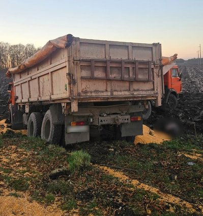 На Черкащині у ДТП загинув водій "КамАЗа" На Черкащині у ДТП загинув водій "КамАЗа"