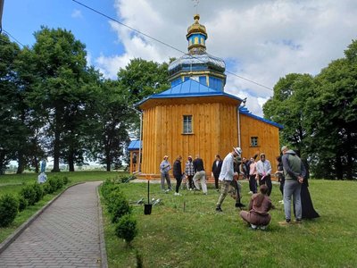 Вісім поховань виявили археологи під час експедиції на Рівненщині. Що вони розповіли Вісім поховань виявили археологи під час експедиції на Рівненщині. Що вони розповіли