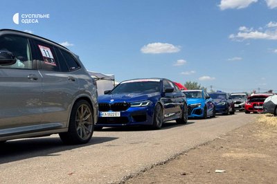 В Одесі відбувся етап чемпіонату України з дрег-рейсінгу серед авто та мотоциклів В Одесі відбувся етап чемпіонату України з дрег-рейсінгу серед авто та мотоциклів