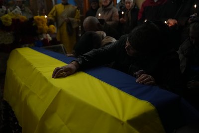Молодшого сержанта Івана Петренка поховали в Сумах Молодшого сержанта Івана Петренка поховали в Сумах