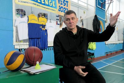 Заслужений вчитель України Микола Негрій зі Свеси розповів про свою роботу Заслужений вчитель України Микола Негрій зі Свеси розповів про свою роботу