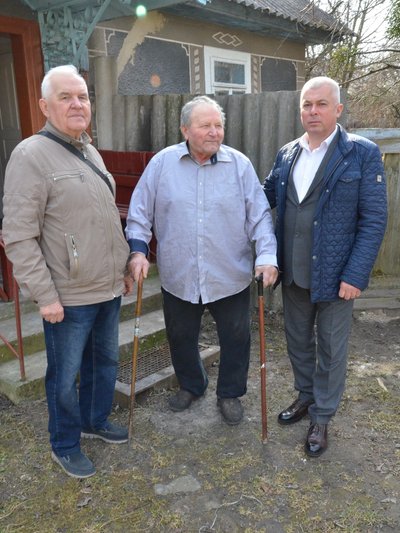 Має дев'ятеро онуків та правнуків: 90-річчя відзначив Василь Бойко з Рівненщини Має дев'ятеро онуків та правнуків: 90-річчя відзначив Василь Бойко з Рівненщини