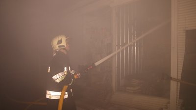 На Центральному ринку в Чернігові 17 липня сталась пожежа: що відомо На Центральному ринку в Чернігові 17 липня сталась пожежа: що відомо