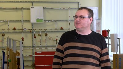 Електрозварник, сантехнік, маляр: кого кличуть роботодавці з Черкащини