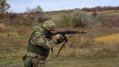тренування навчання 56 окрема мотопіхотна Маріупольська бригада бійці новобранці Донецька область тренування навчання 56 окрема мотопіхотна Маріупольська бригада бійці новобранці Донецька область