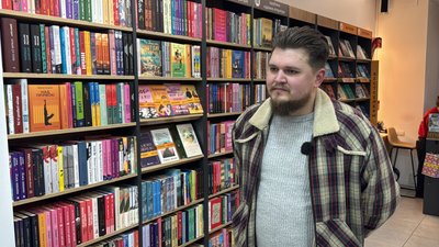 Що купують перед святами у книгарнях Полтави Що купують перед святами у книгарнях Полтави