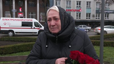 З військовими Романом Мосійчуком та Павлом Пікулою попрощалися у Рівному З військовими Романом Мосійчуком та Павлом Пікулою попрощалися у Рівному